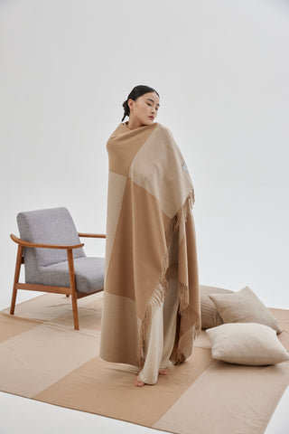 Two-tone color cashmere throw
