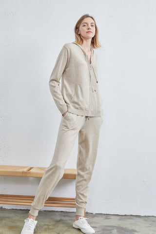 Sporty leisure simple hoodie / Wide-leg cashmere pants